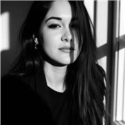 Offro lezioni a bambini e adolescenti ( elementari medie superiori ) tutte le materie .